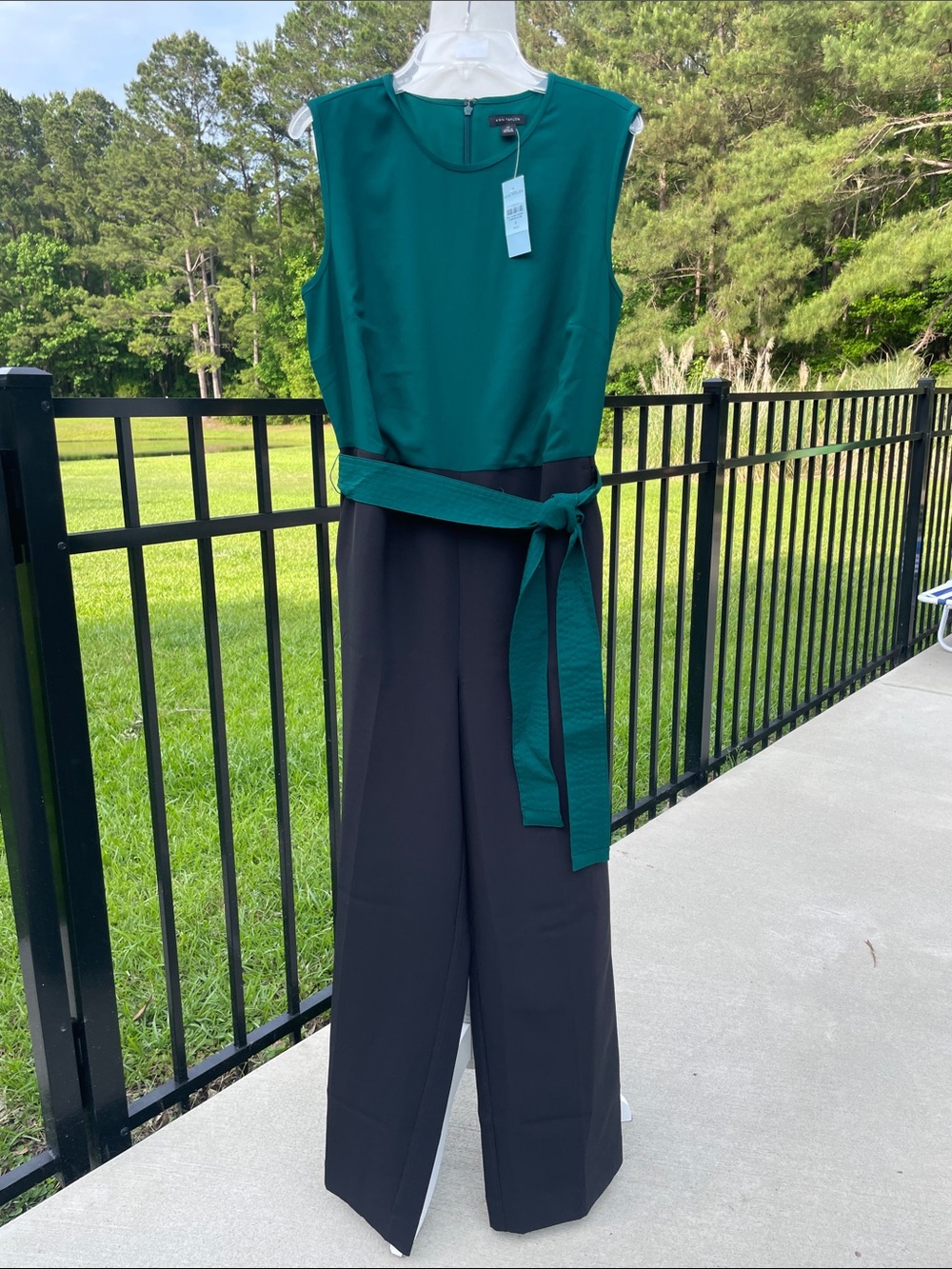 Ann Taylor Emerald Green & Black Sleeveless Tie-Waist Jumpsuit